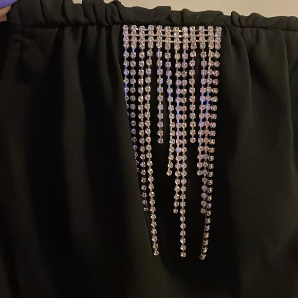 Black sleeveless top from Express - Picture 3 of 4